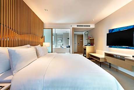 Deluxe Double Room with City View