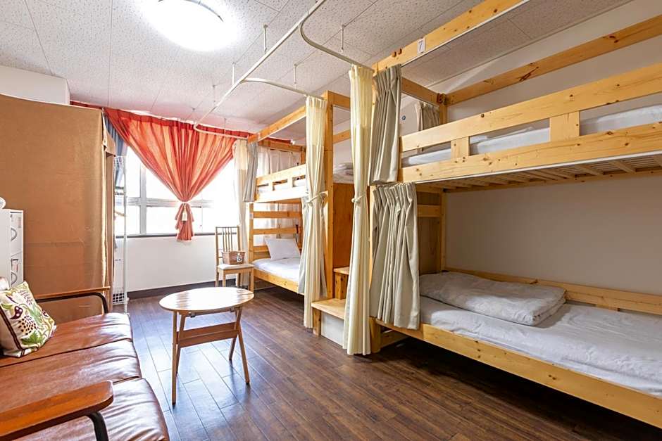 Almas Guest House