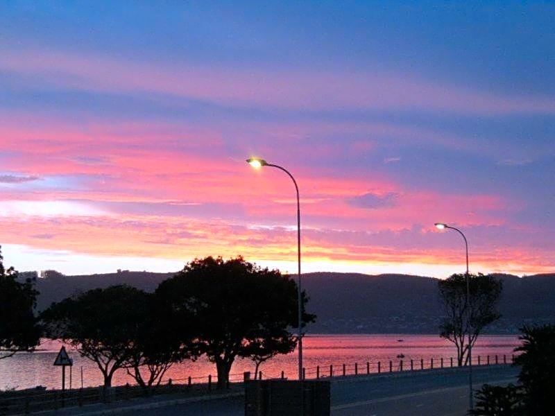 Lakeside Accommodation