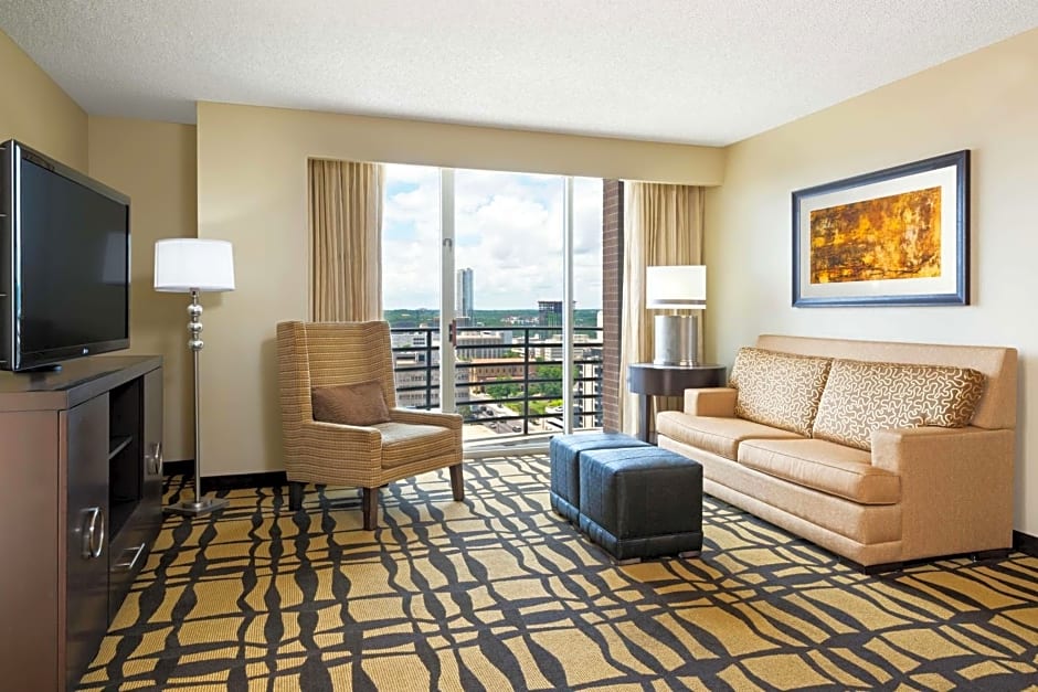 DoubleTree Suites By Hilton Hotel Austin