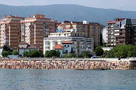 Las Rocas Playa Hotel