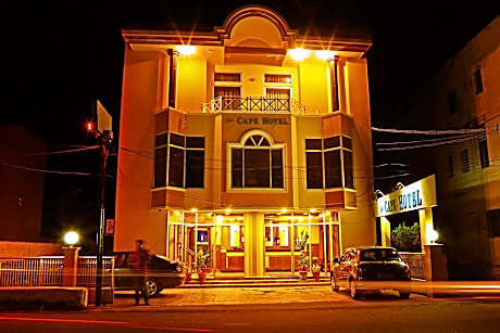 New Cape Hotel