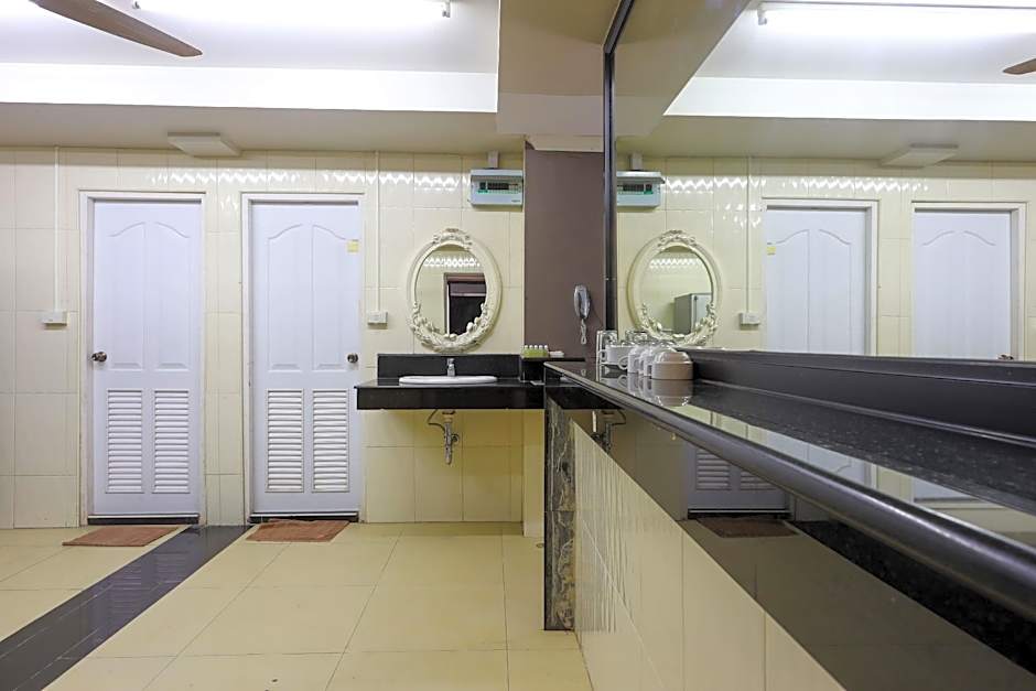 Land Royal Residence