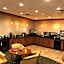 Norfolk Country Inn And Suites