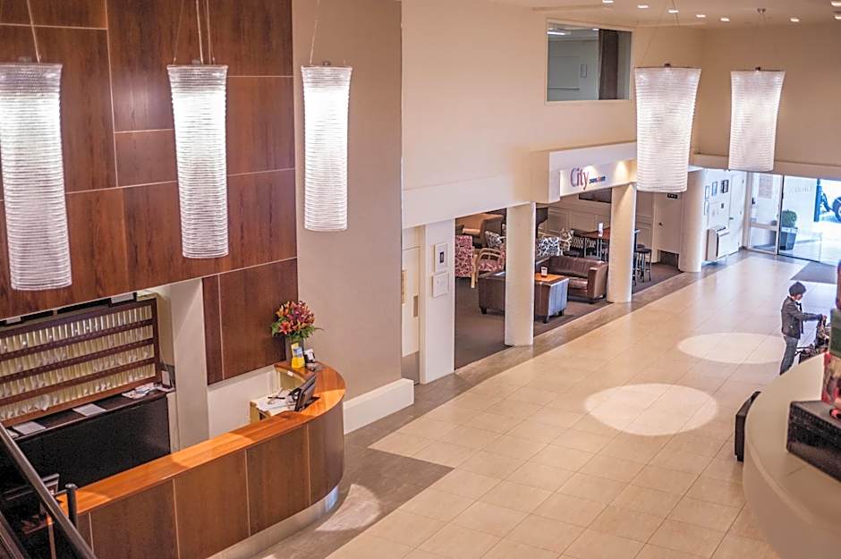 West Plaza Hotel