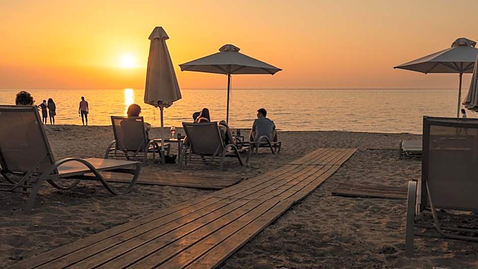 Acharavi Beach Hotel