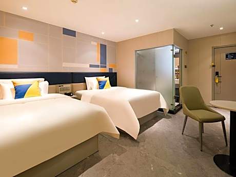 WH - New 7 Days Comfort Twin Room