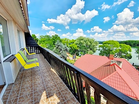 Gościniec Skolimówka Restauracja i pokoje ze śniadaniem na Kaszubach