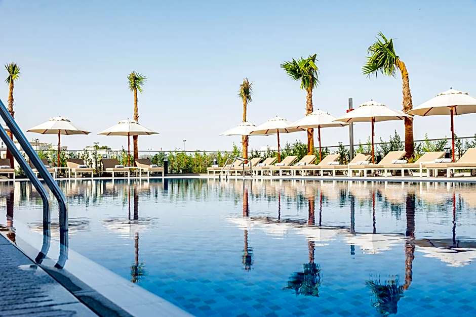 Remal Hotel & Villas Al Dhannah City