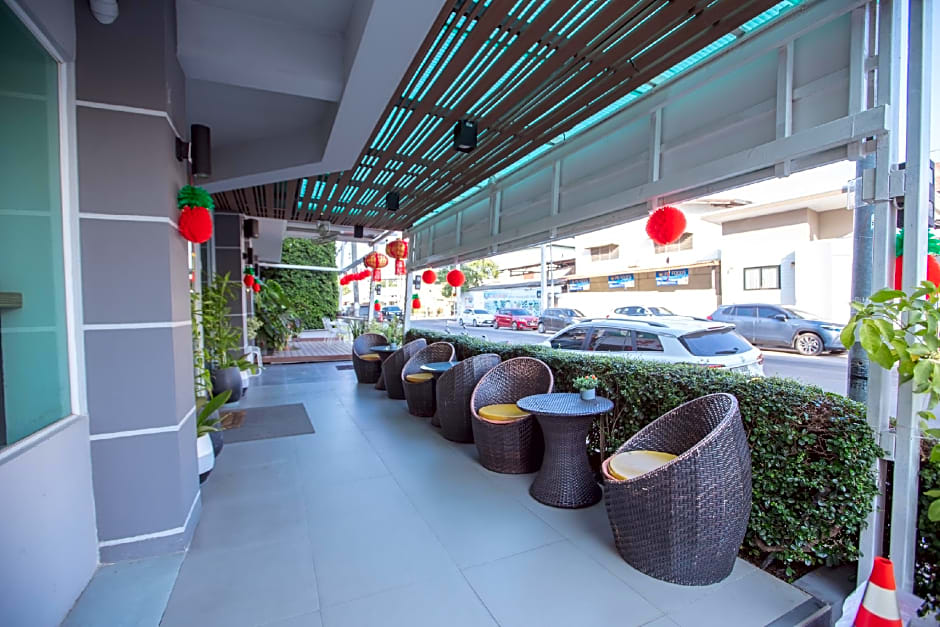 Fun-D City View Hotel