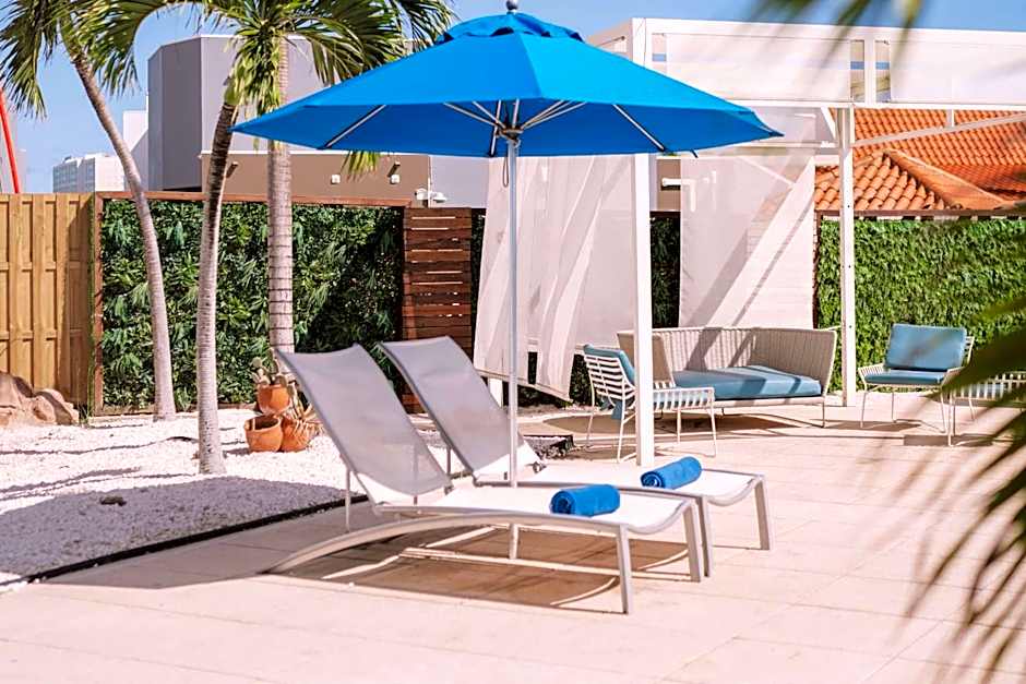TRYP by Wyndham Aruba Adults Only Hotel