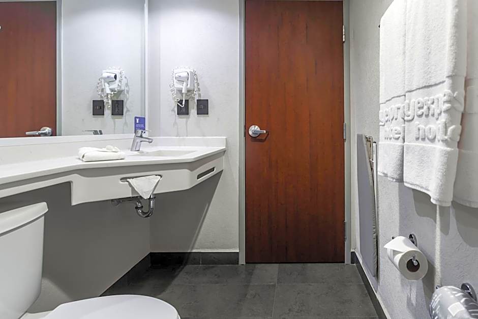 City Express by Marriott Celaya Galerias