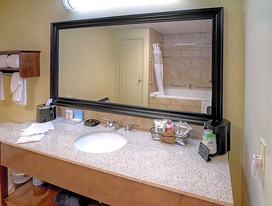 Hampton Inn By Hilton Russellville