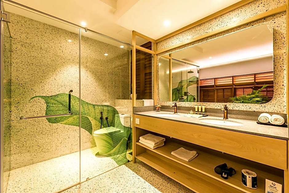 Tien Terrace Macalister