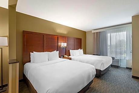 Queen Suite - Non-Smoking