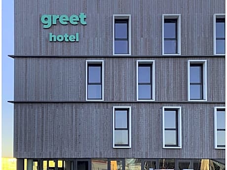 greet Hotel Rennes Pace