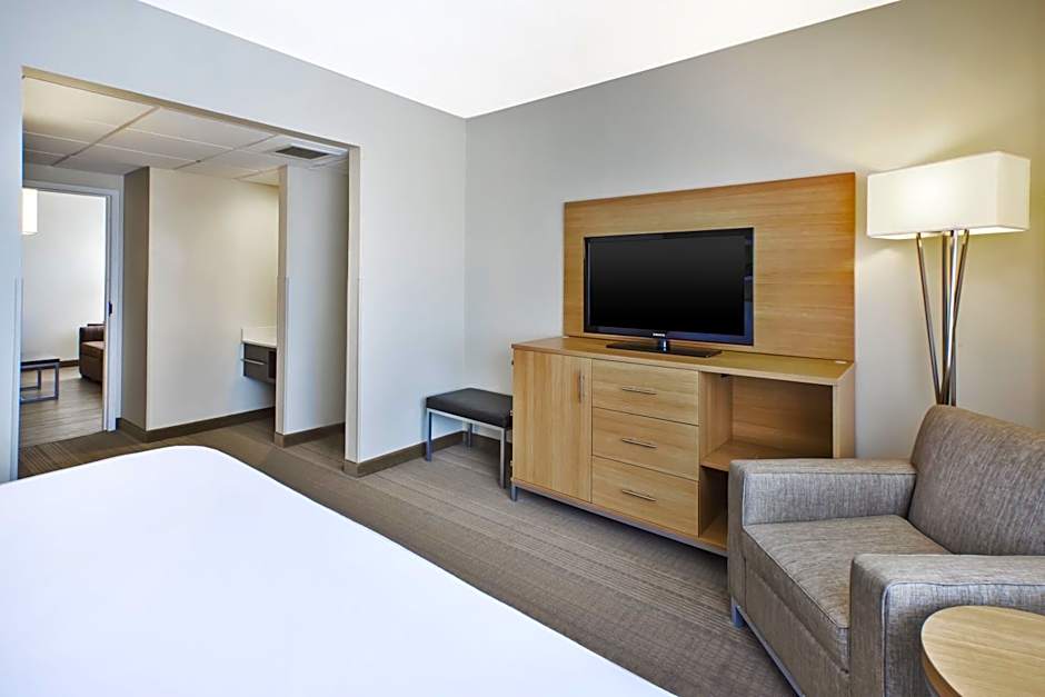 DoubleTree by Hilton Rapid City Downtown Convention Center