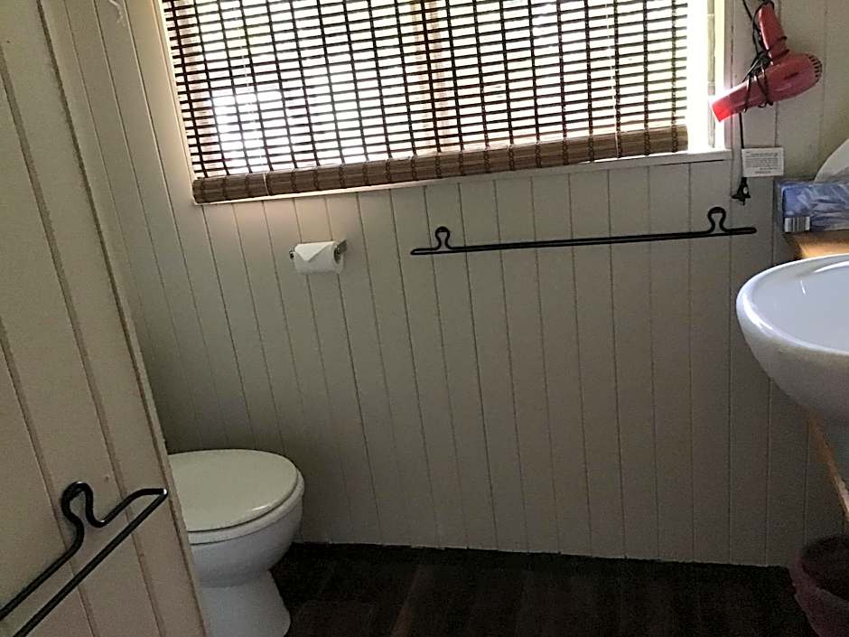 Rossmount Rural Retreat