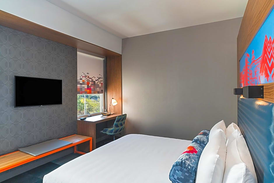 Aloft College Station