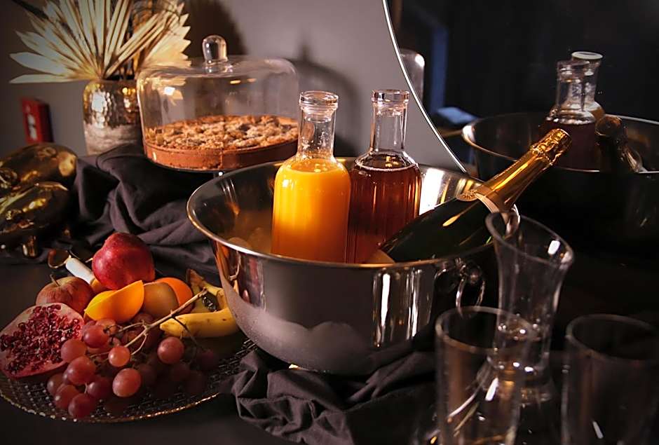 Noble Boutique Hotel - Adults Only