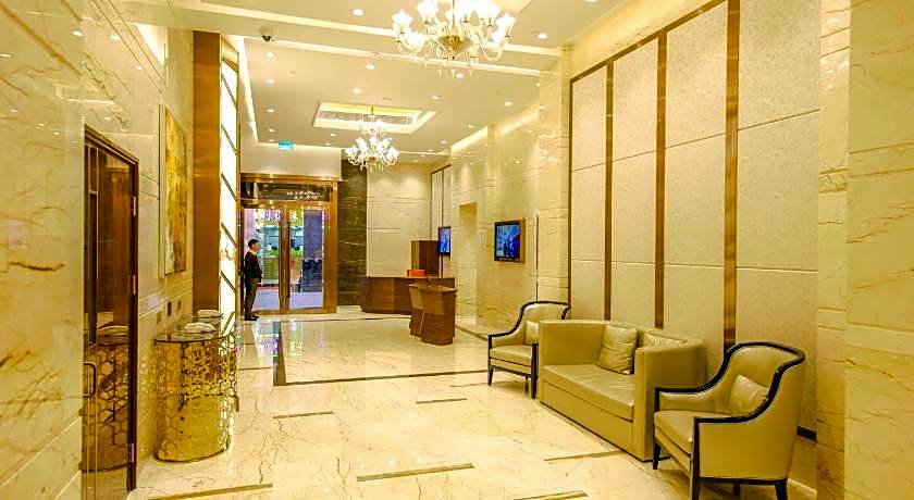 Royal Dragon Hotel
