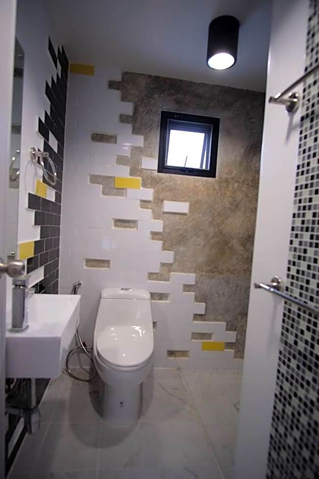 Ratch66 Huai Khwang MRT