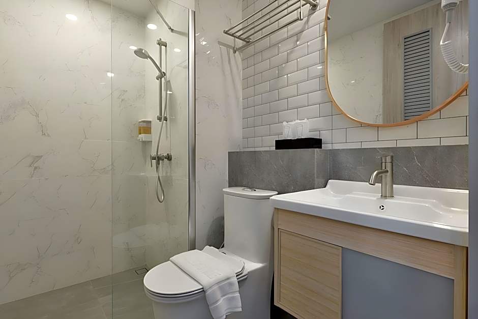 BS Residence Suvarnabhumi - SHA Extra Plus