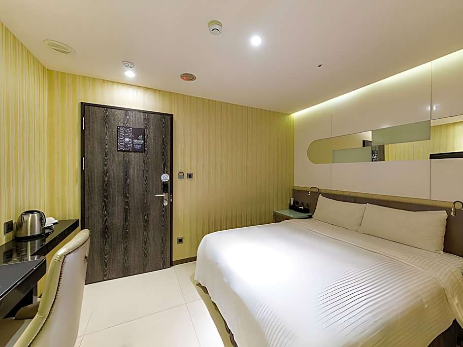 Beauty Hotels Taipei - Hotel Bnight