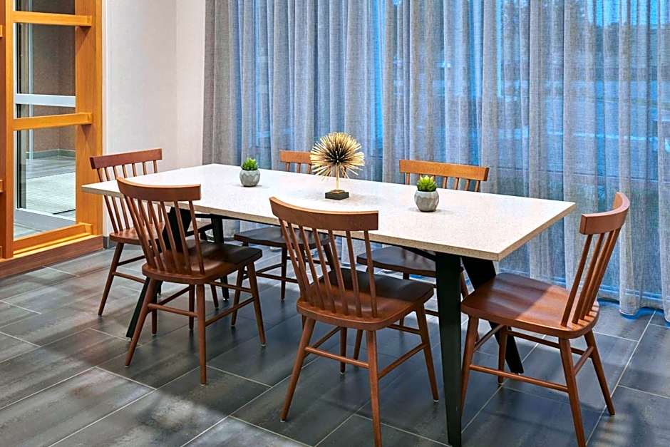 Fairfield Inn & Suites by Marriott Chicago O'Hare