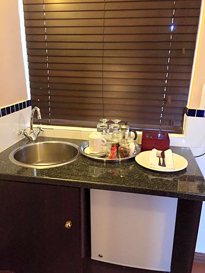 Foxwood House Boutique Hotel