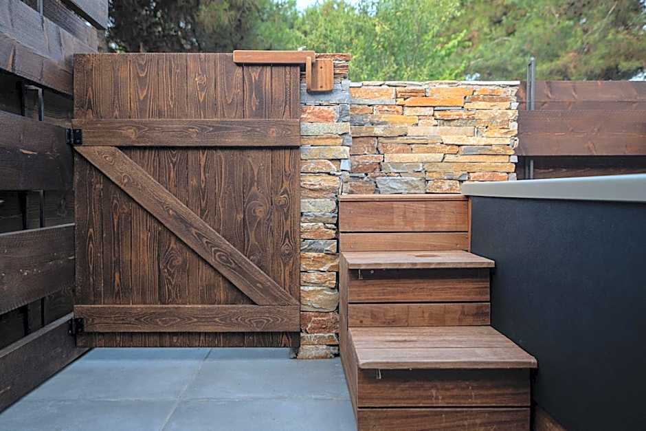 Sylvia Camping & Luxury Suites, Panel Hospitality Homes & Villas