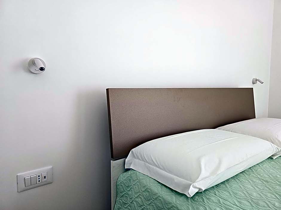 Maria's Home by MONHOLIDAY