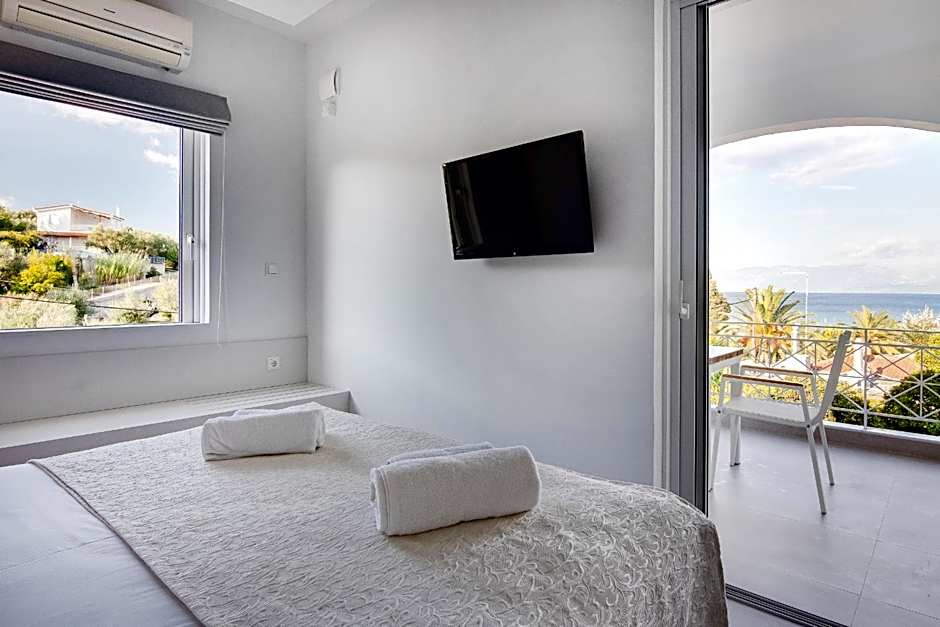 Peroulia Beach Houses