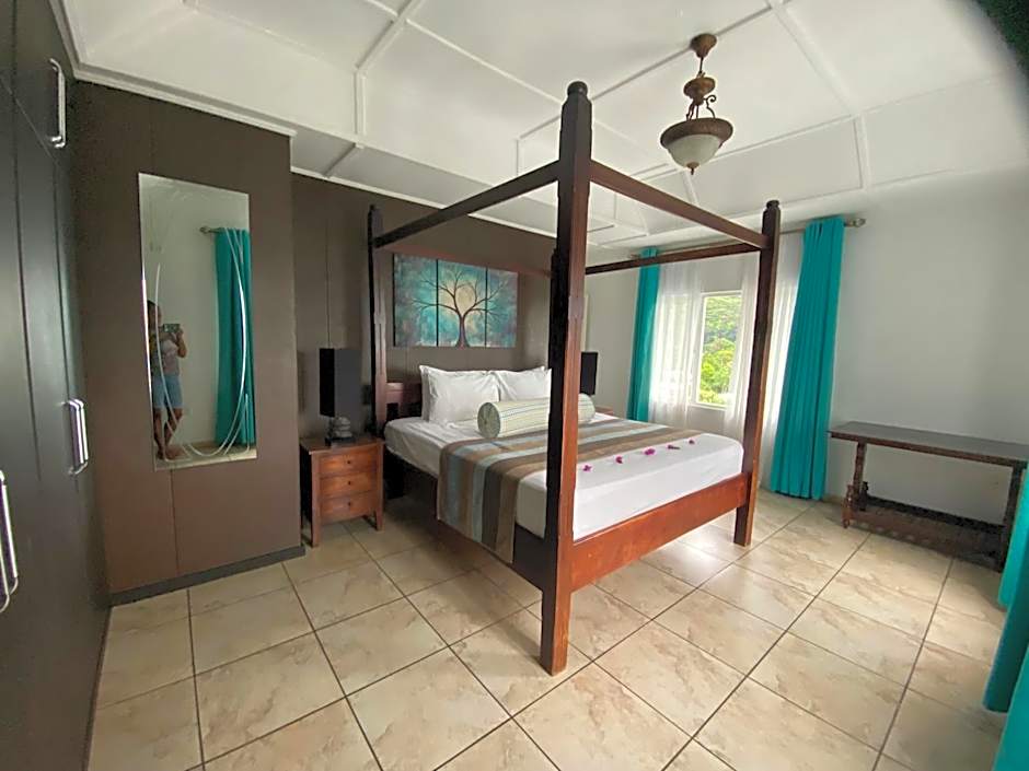 Stephna Residence