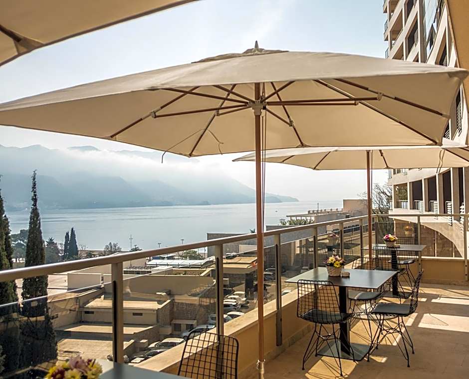 Hotel Harmonia by Dukley