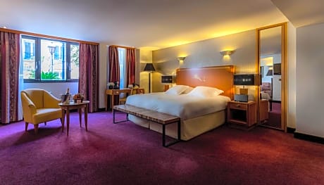 Hotel Les Jardins Du Marais Paris Paris Hotels At Getaroom