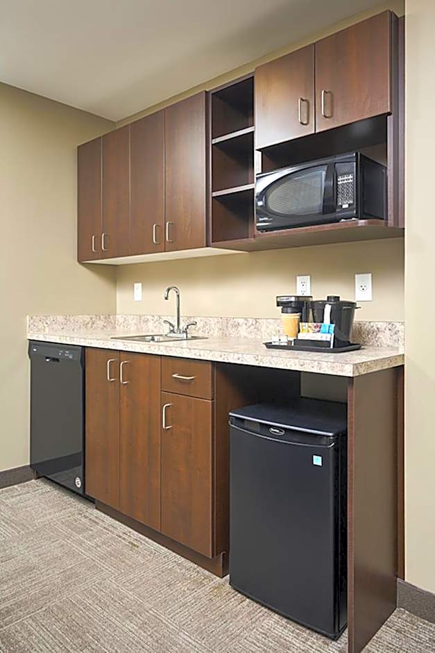 CANAD INNS DESTINATION CENTRE TRANSCONA