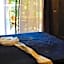 RedDoorz Hostel @ Madrias Pension House Isabela
