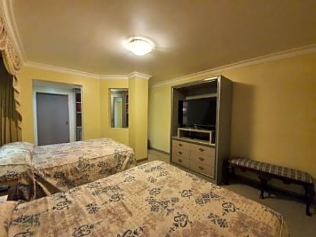 Master Suite