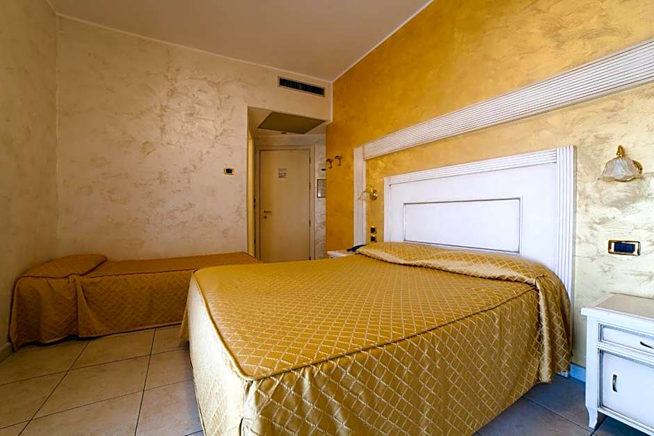 Hotel Diplomat Palace