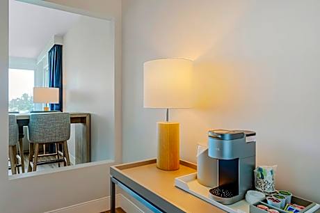 One-Bedroom Suite with Downtown and Magnolia Silos View