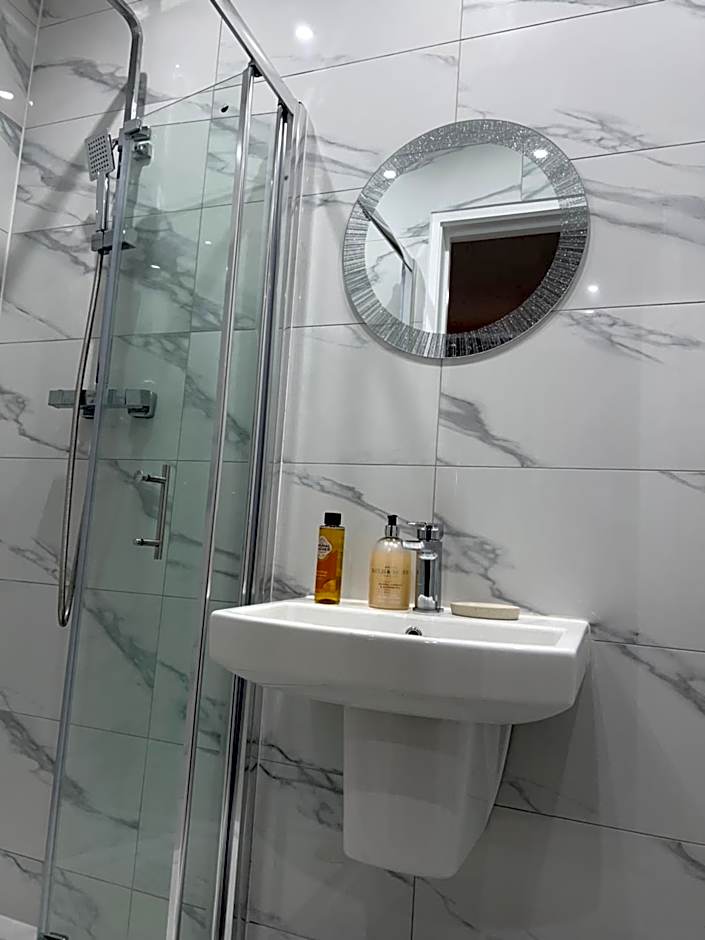 Belvue Serviced Apartment - Ealing Broadway