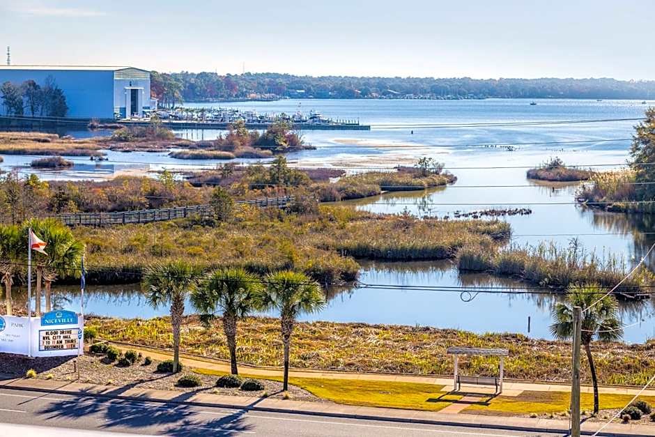 Holiday Inn Express & Suites Niceville - Eglin Area By IHG