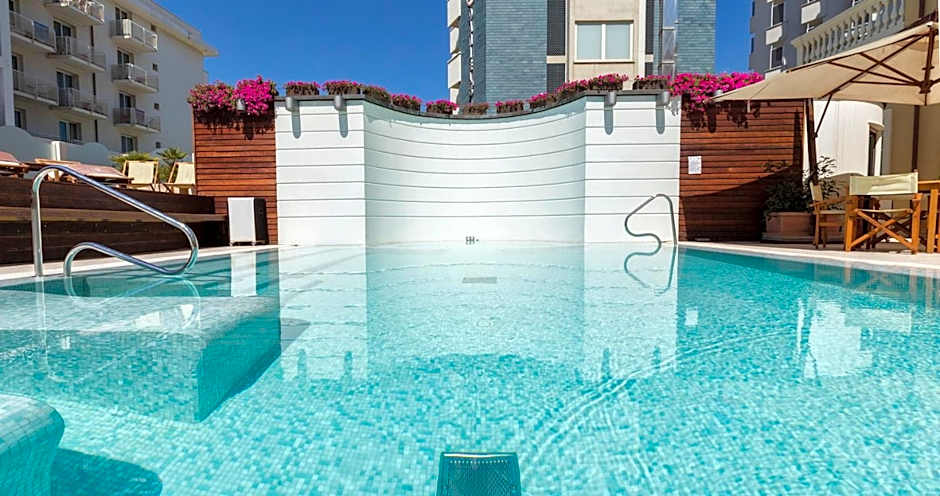 Novecento Suite Hotel