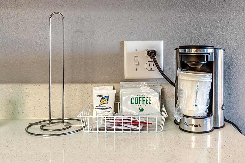 Hawthorn Extended Stay by Wyndham Loveland