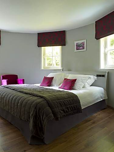 Photo 1 of 3 of Double Room