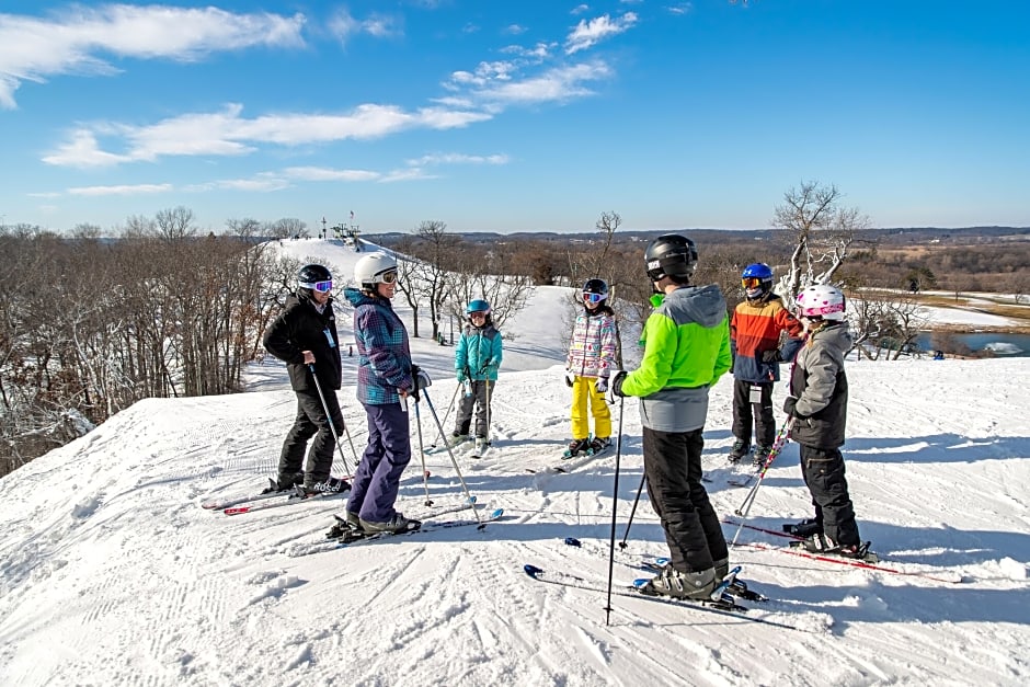 Timber Ridge Lodge and Waterpark