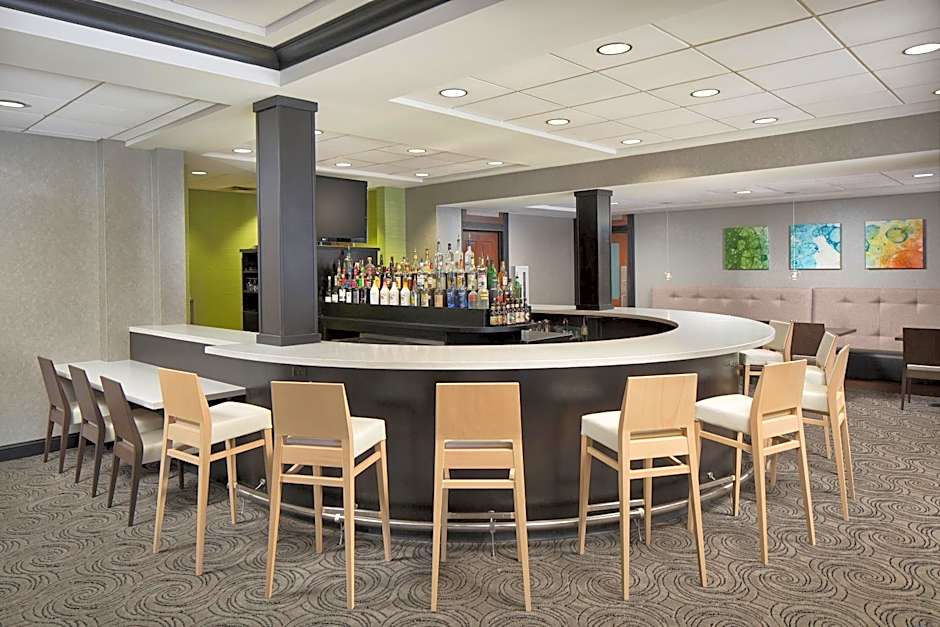 Holiday Inn Grand Rapids-Airport By IHG