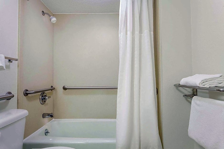 Days Inn by Wyndham Owensboro