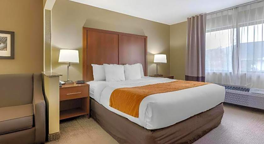 Comfort Inn Moline - Quad Cities